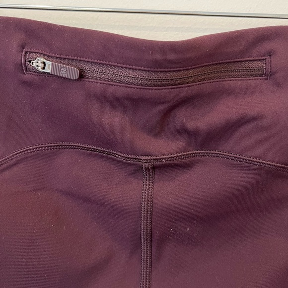Lululemon leggings size 4 - Picture 2 of 7